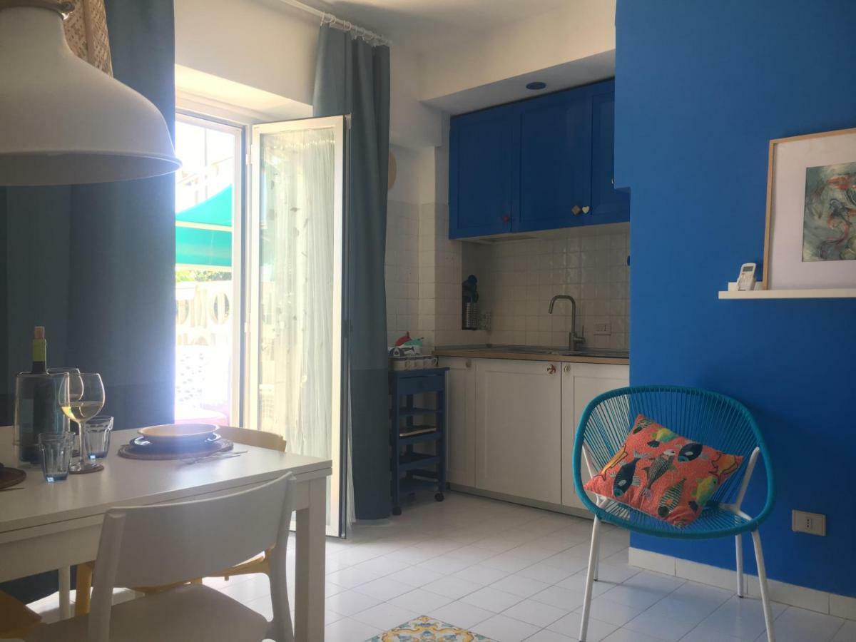 Апартаменты La Casa Sulla Spiaggia Неттуно Экстерьер фото